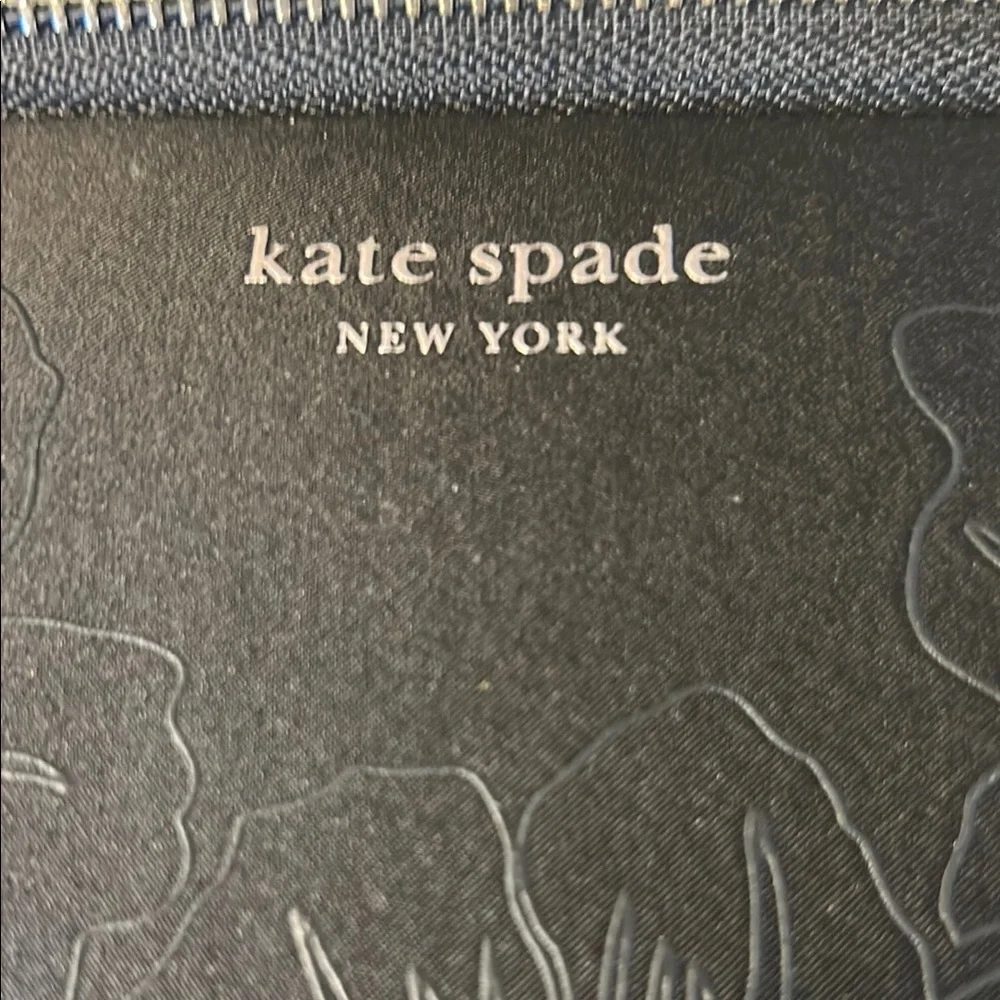 Kate Spade Black Floral Laptop Case - Picture 3 of 5